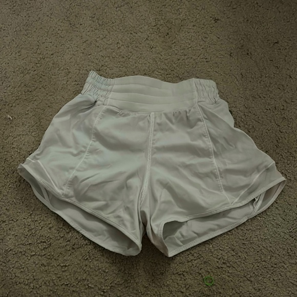 lululemon athletica Pants - 4 inch HR Lululemon hotty hots